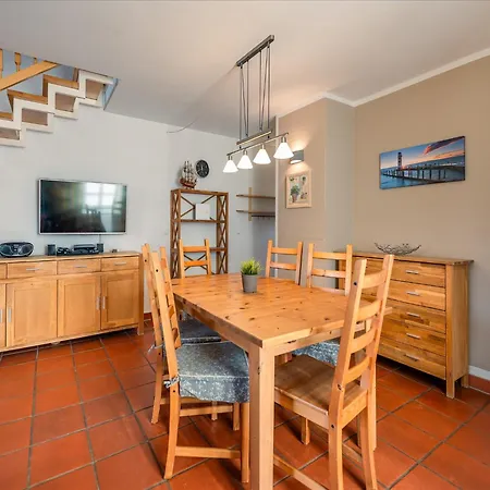Rugana - Komfortplus Mit 2 Schlafzimmern Und Terrasse A64 公寓
