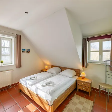 Rugana - Komfortplus Mit 2 Schlafzimmern Und Terrasse A64 公寓 德兰斯克