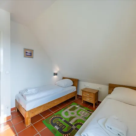 Rugana - Komfortplus Mit 2 Schlafzimmern Und Terrasse A64 公寓 德兰斯克