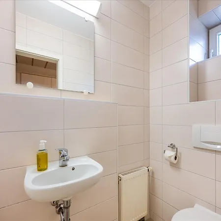 Apartment Rugana - Komfortplus Mit 2 Schlafzimmern Und Terrasse A64 Dranske